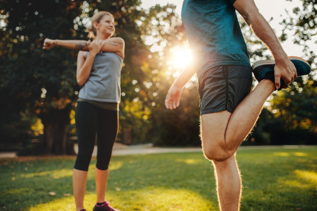 arm stretching, quad stretching